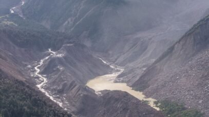 barrier-lake-formed.jpg