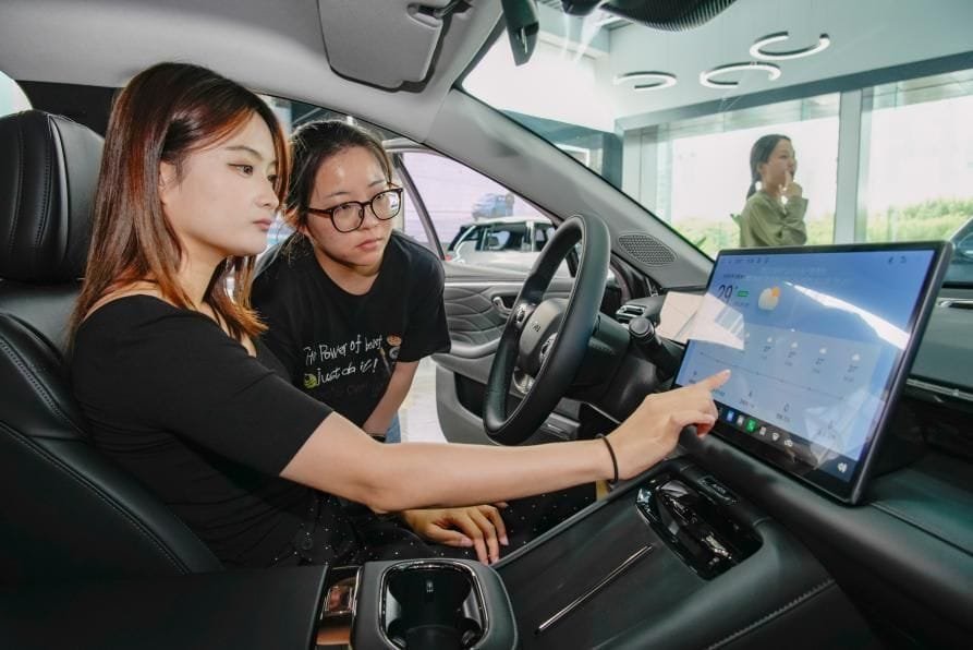 Les véhicules électriques en Chine franchissent le cap des 50%