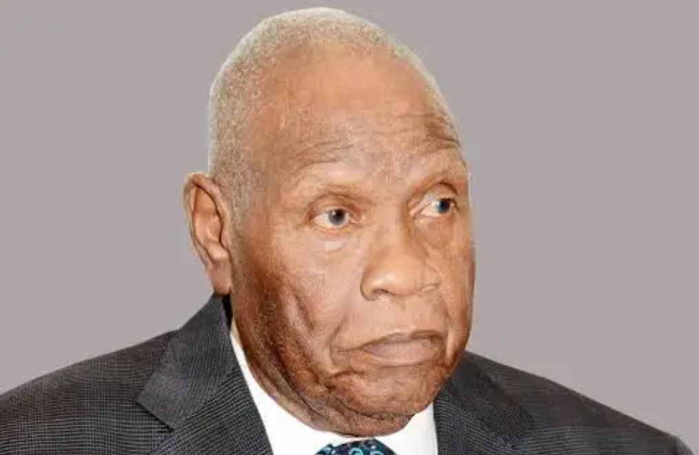 Clément Atangana : décès du président du Conseil constitutionnel