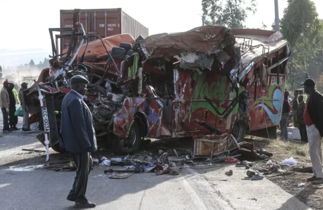 Collision tragique au Kenya : 24 morts.