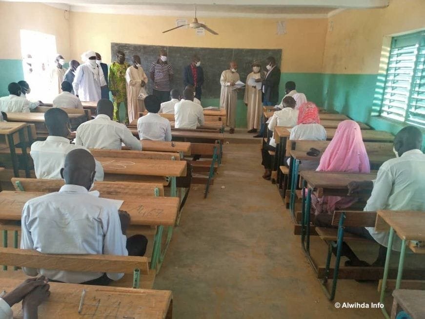 Les enseignants au cœur de l&rsquo;école : sacrifices et quotidien révélés