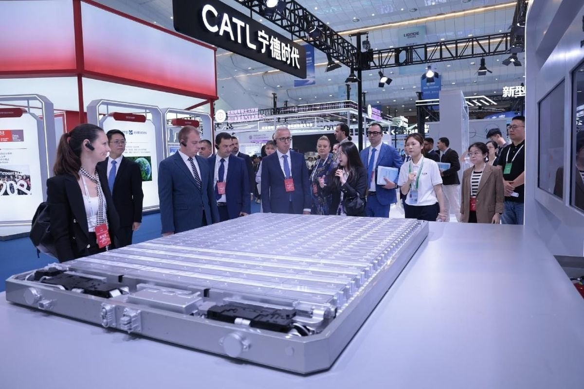 Comment la Chine utilise les véhicules électriques pour stabiliser