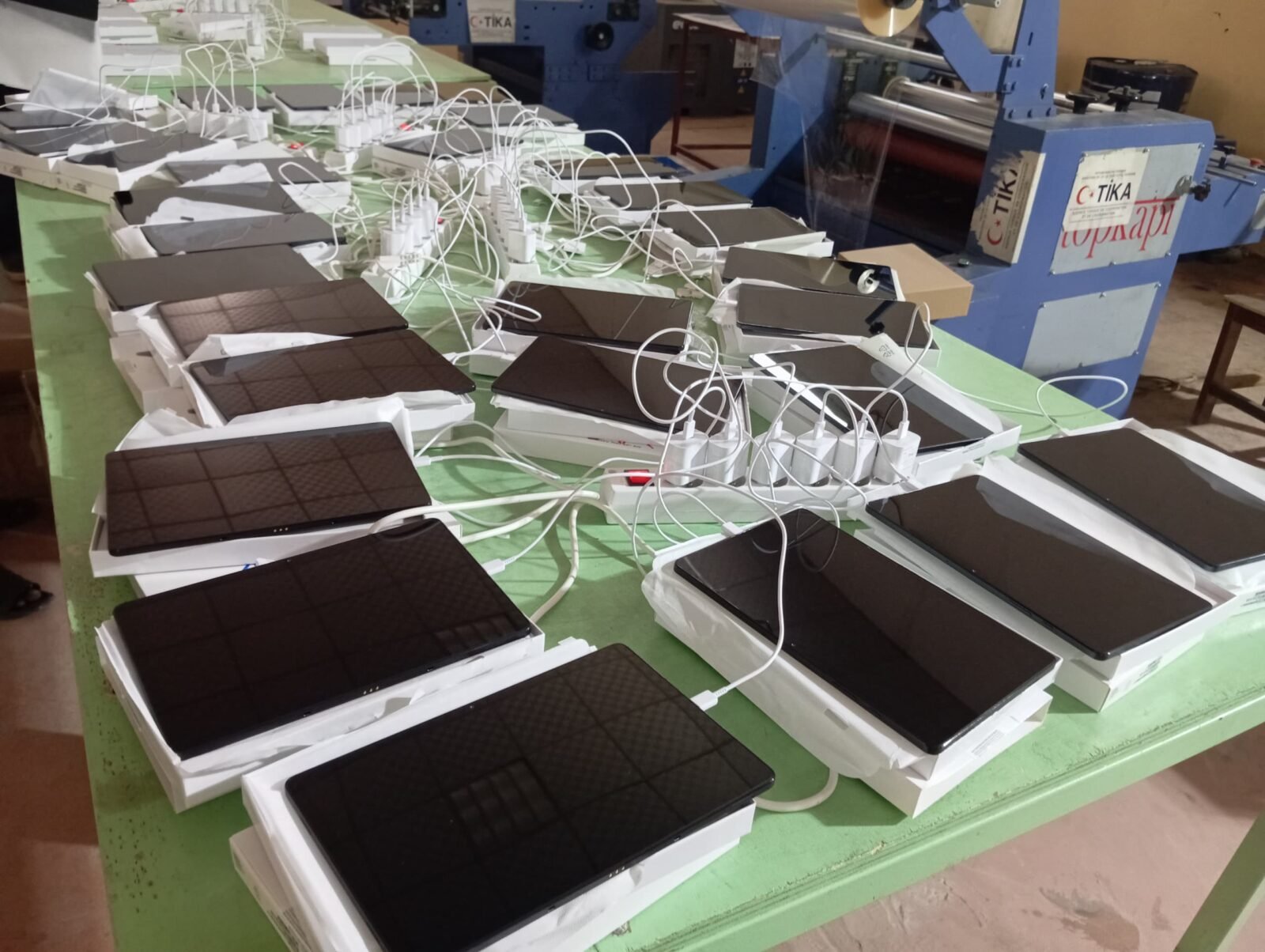 Tchad : 39 000 tablettes pour transformer l&rsquo;enseignement primaire