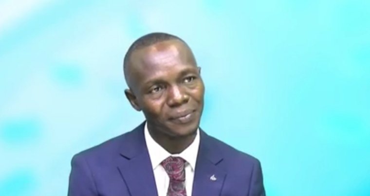 Alerte : Dr Djimaldé sur les dangers de l&rsquo;IA en éducation